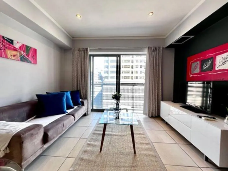 Icon No Load Shedding Modern Studio - City Cape Town