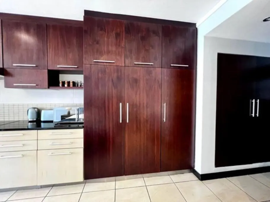 Icon No Load Shedding Modern Studio - City Cape Town 0*,  South Africa