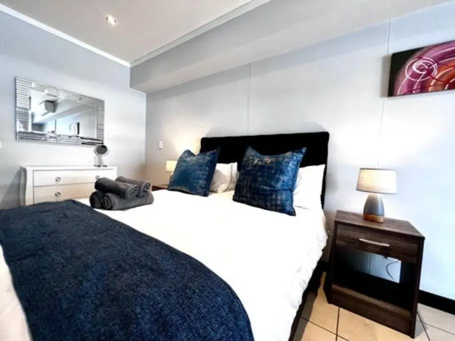 Icon No Load Shedding Modern Studio - City Cape Town Apartment